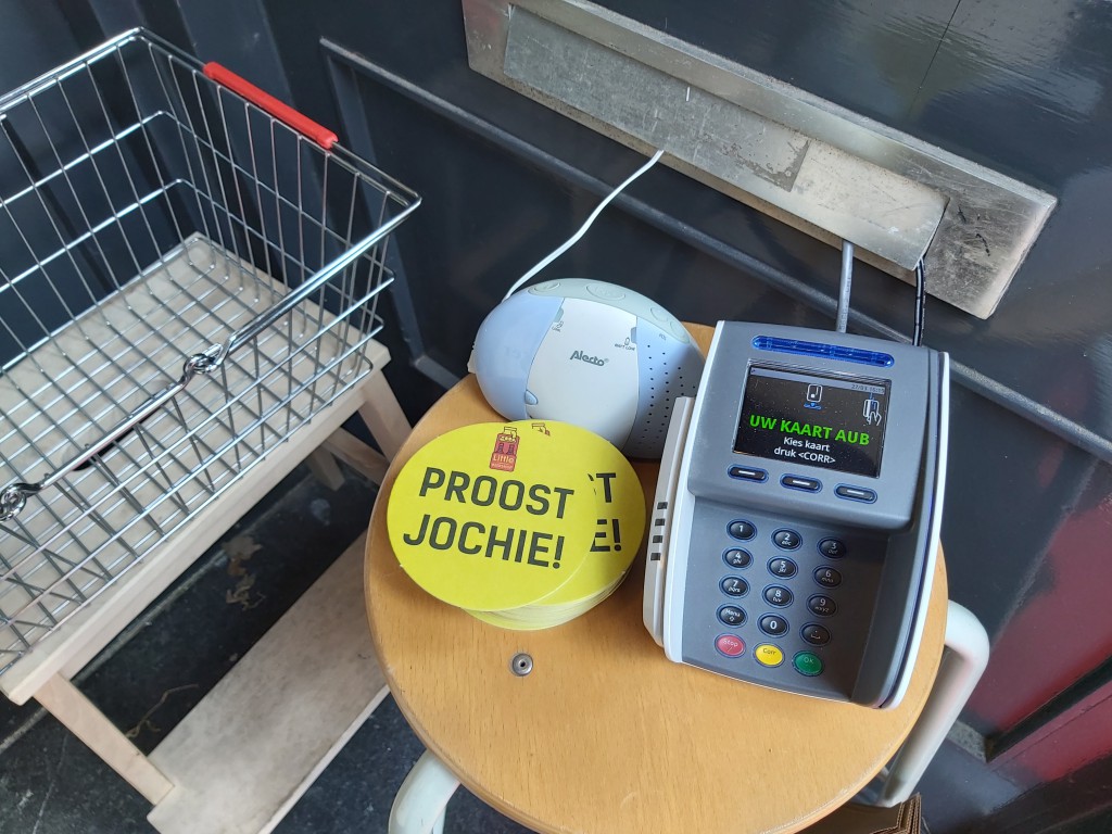 Pinautomaat door de brievenbus